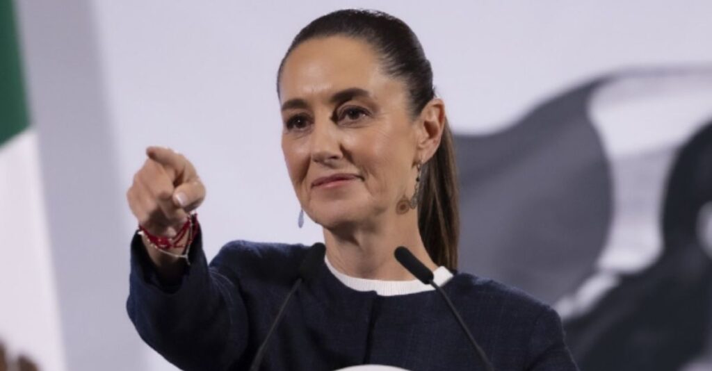 Lee más sobre el artículo Sheinbaum y Trump logran nuevo acuerdo sobre aranceles: Intercambio de elogios entre mandatarios