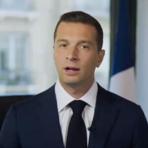 Lee más sobre el artículo Jordan Bardella, el Plan B de la extrema derecha de Francia