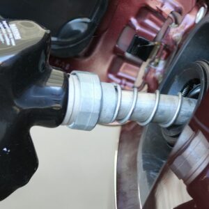 Lee más sobre el artículo Morena impulsa comisión especial para combatir el “huachicol fiscal”